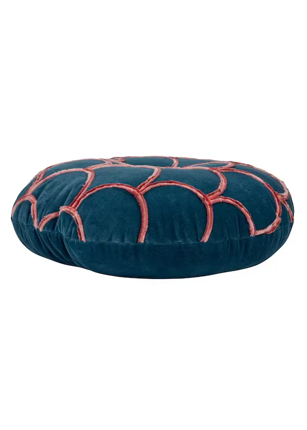 Round Cotton Pillow w/ Tufted Scallop Pattern