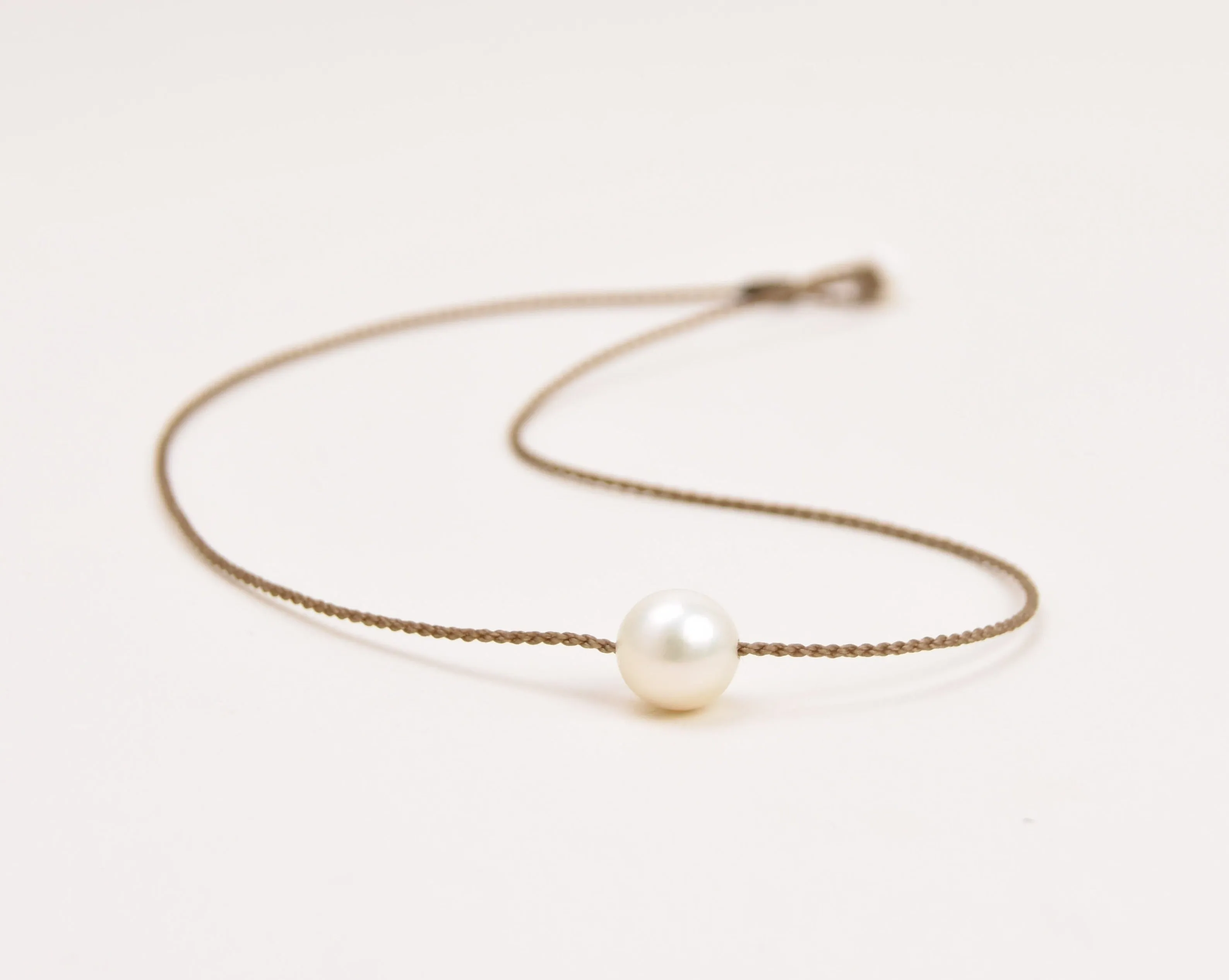 The Original Tula: Classic Necklace White